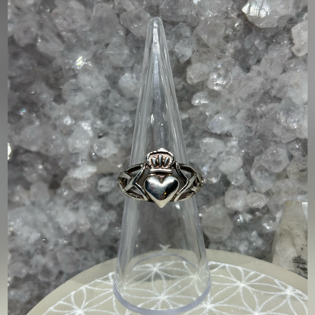 Claddagh Solid Silver Ring